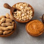 کره بادام زمینی رژیمی