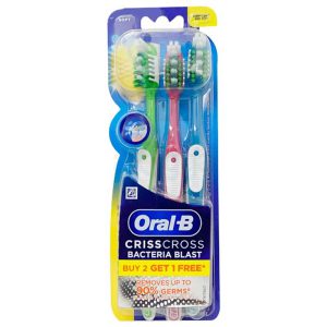 مسواک ضد باکتری اورال بی مدل criss cross